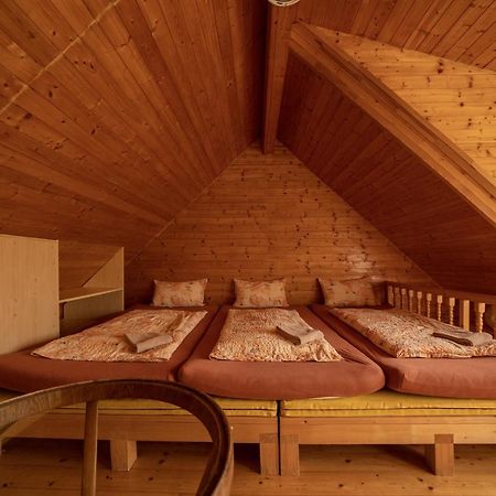 Strazne Chalet المظهر الخارجي الصورة